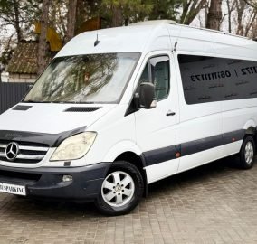 Mercedes Sprinter 9 locuri