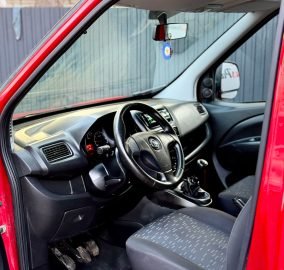 Opel Combo an. 2013