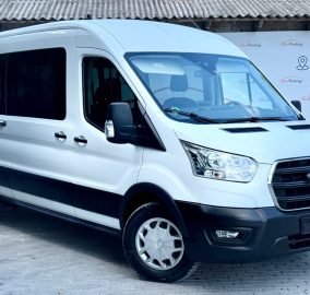 Ford Transit 9 locuri