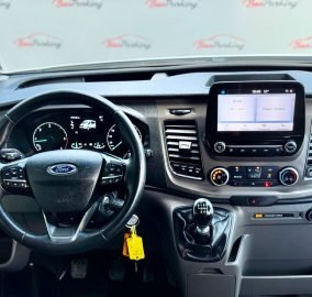 Ford Transit 9 locuri
